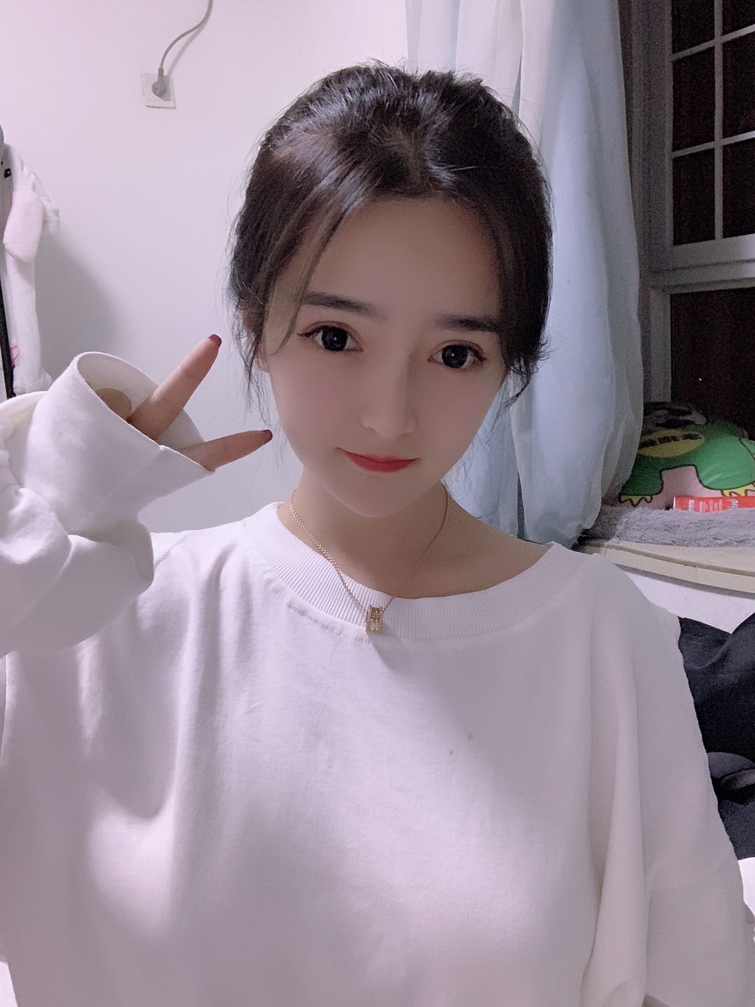 外滩木桶浴新晋颜值技师，魅力四溢